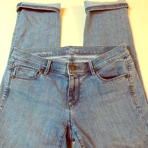 LOFT modern cuffed crop jeans